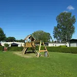 Veluwe - Green Finnish Lodge At De Ijsvogel - Swimming Pools, Sauna, Sports, Kids Fun, Restaurants, Forest, And Heath * 福尔特赫伊曾
