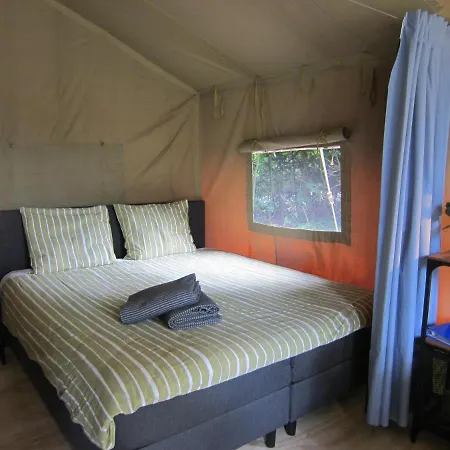 Hderh-glampingdeveluwe, Prive Keuken, Sauna, Hottub En Sanitair, Op De Ijsvogel Met Zwembaden En Alle Faciliteiten Luxury tent *