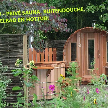 Hderh-glampingdeveluwe, Prive Keuken, Sauna, Hottub En Sanitair, Op De Ijsvogel Met Zwembaden En Alle Faciliteiten *