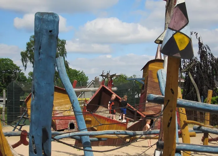 Veluwe - Green Finnish Lodge At De Ijsvogel - Swimming Pools, Sauna, Sports, Kids Fun, Restaurants, Forest, And Heath Villa Voorthuizen