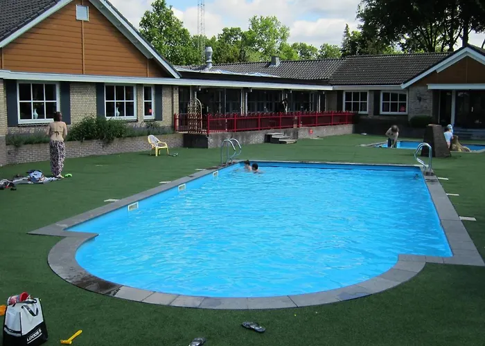 Villa Veluwe - Green Finnish Lodge At De Ijsvogel - Swimming Pools, Sauna, Sports, Kids Fun, Restaurants, Forest, And Heath *