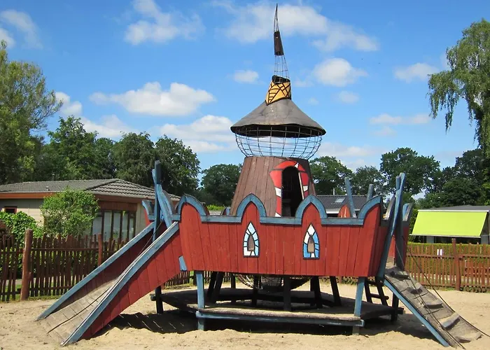 Veluwe - Green Finnish Lodge At De Ijsvogel - Swimming Pools, Sauna, Sports, Kids Fun, Restaurants, Forest, And Heath *