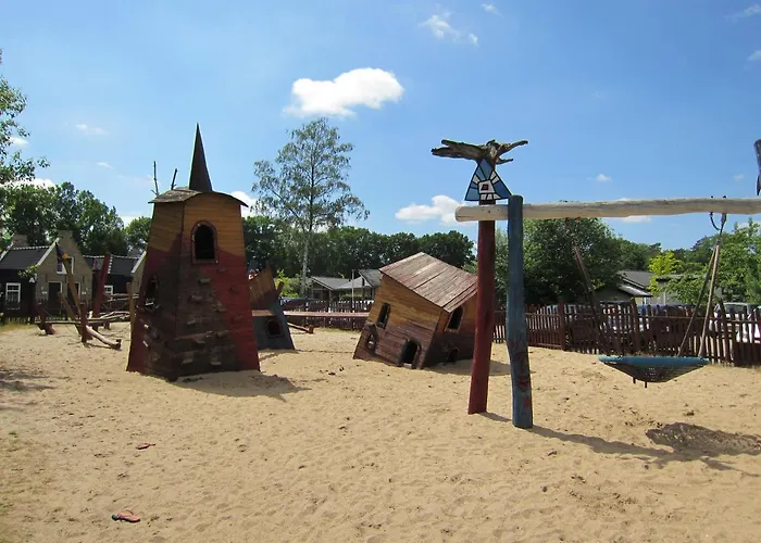 Veluwe - Green Finnish Lodge At De Ijsvogel - Swimming Pools, Sauna, Sports, Kids Fun, Restaurants, Forest, And Heath * Voorthuizen