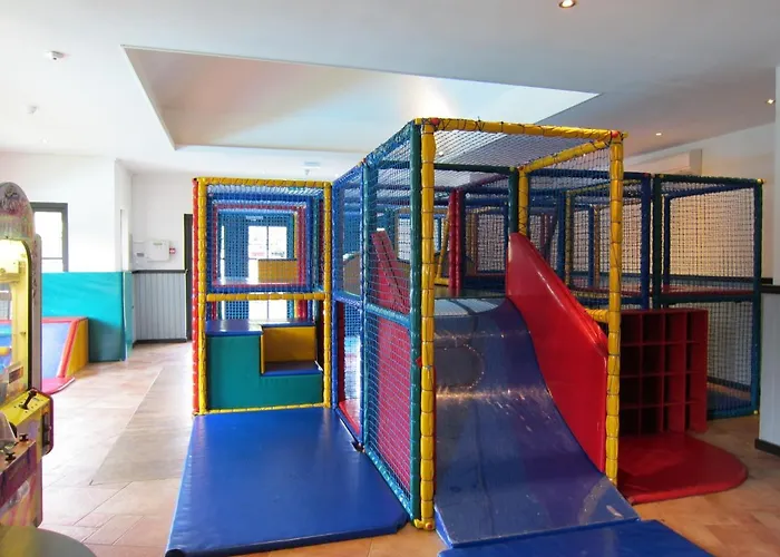 Veluwe - Green Finnish Lodge At De Ijsvogel - Swimming Pools, Sauna, Sports, Kids Fun, Restaurants, Forest, And Heath *